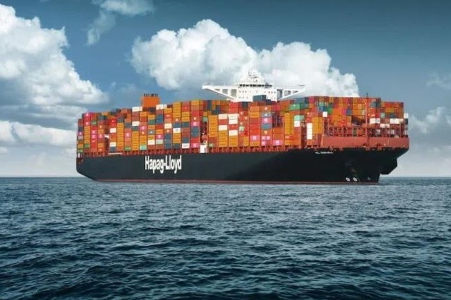 Hapag-Lloyd possde une flotte de 280 porte-conteneurs. Ici, le Zubara.