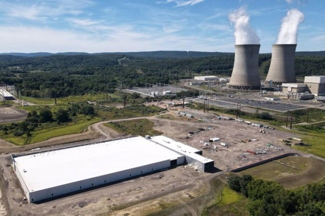 AWS a rcemment acquis le datacenter de Cumulus situ  ct de la centrale nuclaire de Susquehanna pour 650 M$. (Crdit Photo : Talan Energy)