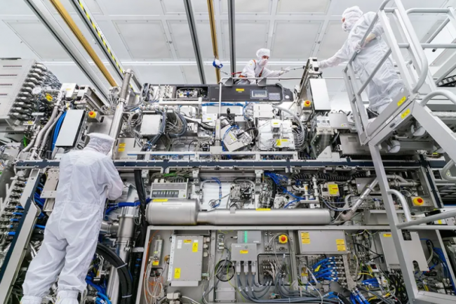 Les industries europennes des semi-conducteurs se mobilisent pour faire voluer le Chips Act et obtenir plus de financement. (Crdit Photo: ASML)