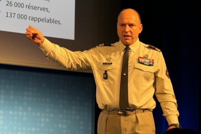  Nous nous appuyons sur du machine learning et du NLP pour chercher des informations dans les commentaires des recruteurs, les avis de mobilit, afin de comprendre la fidlisation des soldats , explique le colonel Antoine Nollet. (Photo : E.D.)