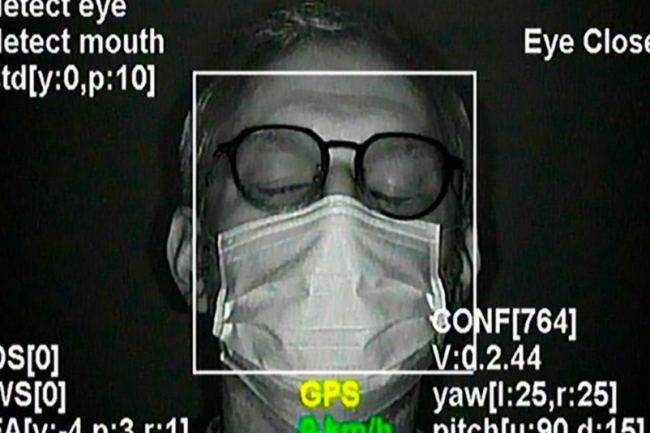 La dtection de la somnolence pouvant mettre en danger le conducteur fait partie des objectifs lgitimes  la mise en place d'une camra augmente dans des vhicules par les socits de transport. (crdit : Vignal)