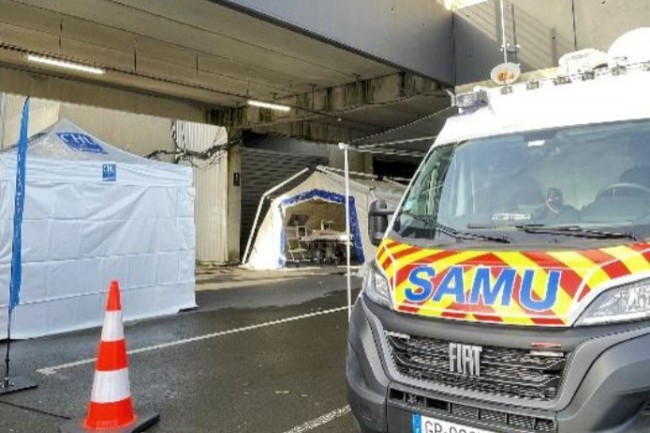 L'hpital de campagne connect en 5G prive au SI du CHU de Rennes, install en 24 heures. (Photo : CHU de Rennes)