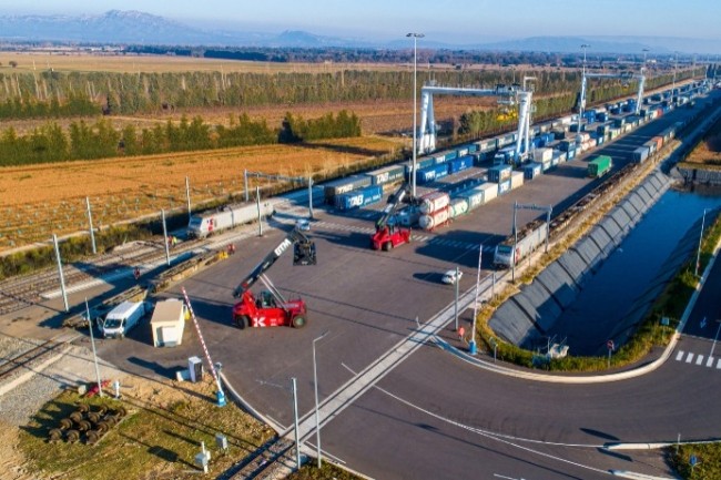 Open Modal ouvre un terminal rail-route doté d'un SI