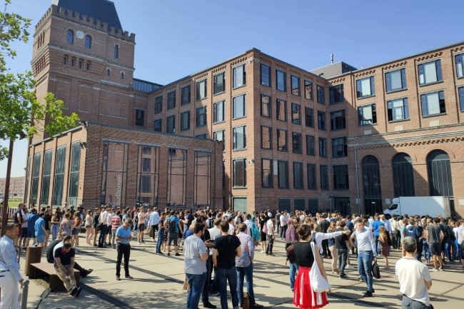 En faisant évoluer ses domaines d’expertise, Euratechnologies va proposer un accompagnement pus ciblé aux porteurs de projets numériques dès la rentrée 2025. (Crédit : Euratechnologies)