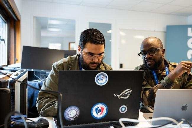 La DGA forme des cybercombattants avec Airbus Defence and Space