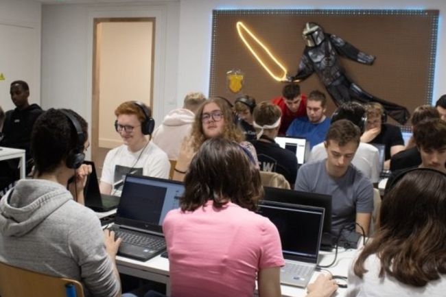 L'école d'informatique Epitech renouvelle son opération de découverte des métiers IT (ci-dessus en 2024) auprès de lycéens en stage d'observation. (Crédit: Epitech) L'école d'informatique Epitech renouvelle son opération de découverte des métiers IT (ci-dessus en 2024) auprès de lycéens en stage d'observation. (Crédit: Epitech)