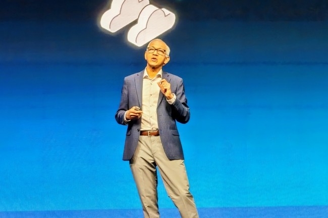 Le CEO de Nutanix Rajiv Ramaswami a salué le contrat pluriannuel avec AMD pour intégrer ses GPU, ses CPU et ses logiciels dans la plateforme NCP. (Crédit S.L.) Le CEO de Nutanix Rajiv Ramaswami a salué le contrat pluriannuel avec AMD pour intégrer ses GPU, ses CPU et ses logiciels dans la plateforme NCP. (Crédit S.L.)