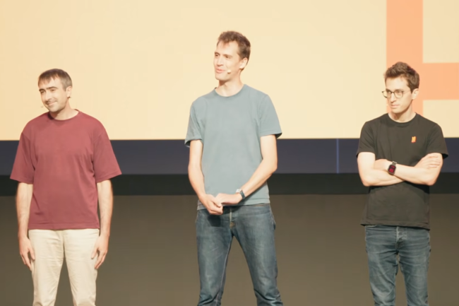 Les trois co-fondateurs de Mistral de gauche à droite, Thimothée Lacroix (directeur technique), Arthur Mensch (directeur général) et Guillaume Lample (directeur scientifique) ont inauguré la 1ere édition du sommet de Mistral AI à Paris. (Crédit Mistral) Les trois co-fondateurs de Mistral de gauche à droite, Thimothée Lacroix (directeur technique), Arthur Mensch (directeur général) et Guillaume Lample (directeur scientifique) ont inauguré la 1ere édition du sommet de Mistral AI à Paris. (Crédit Mistral)
