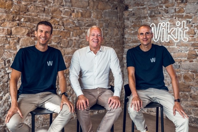 De gauche à droite sur la photo : Alban Costa, Président et co-fondateur de Wikit, Martin Hubert, président de Nexpublica et Christophe Bouvard, CTO & CPO co-fondateur de Wikit. (Crédit Nexpublica -Wikit) De gauche à droite sur la photo : Alban Costa, Président et co-fondateur de Wikit, Martin Hubert, président de Nexpublica et Christophe Bouvard, CTO & CPO co-fondateur de Wikit. (Crédit Nexpublica -Wikit)