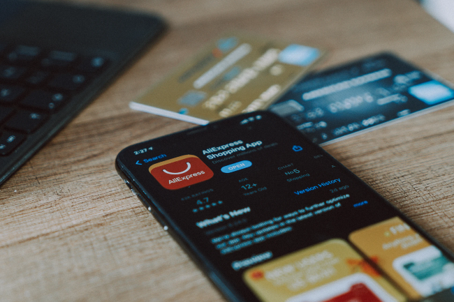 Une amende record à été infligée à AliExpress pour violation du règlement européen. (Unsplash) Une amende record à été infligée à AliExpress pour violation du règlement européen. (Unsplash)