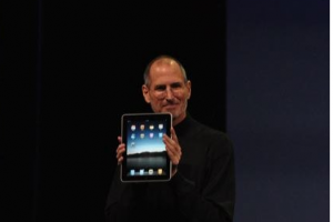 Apple dvoile enfin sa tablette iPad  un prix aggressif : 499 $ !