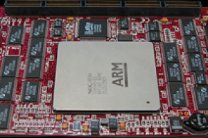 Des puces ARM 4 coeurs  2,5 GHz pour quiper des serveurs