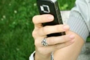 Les Franais utilisent plus  les SMS que les rseaux sociaux