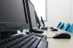 Le piratage de logiciels baisse en France selon la BSA