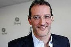 Entetien Dan Serfaty, PDG de Viadeo : la culture du networking fait d�faut en France