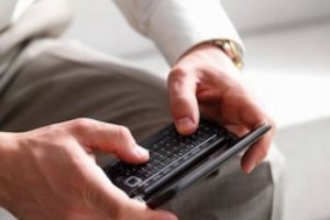 Tlphonie mobile : la facture a baiss de 1% en 2011, selon l'Arcep