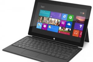 Microsoft tend la distribution de la tablette Surface