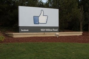 La rumeur d'un smartphone Facebook revient