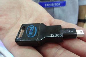 Intel officialise Thunderbolt 2.0
