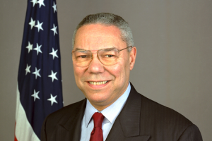 Colin Powell rejoint le conseil d'administration de Salesforce