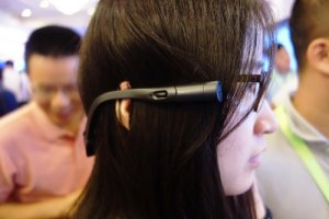 Baidu montre une alternative light aux Google Glass en Chine