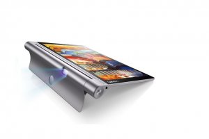 Lenovo projette sur 70 pouces avec sa Yoga Tab 3 Pro