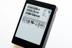 Samsung livre des SSD de 15 To
