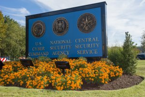 Un sous-traitant de la NSA arrt pour vol de donnes classifies