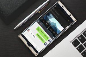 Un smartphone  1 000 $ avec une batterie de 7 000 mAh