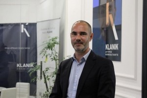 Klanik recrute 100 personnes  Montpellier
