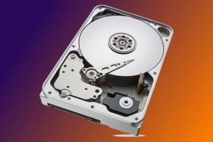 Test Seagate Backup Plus Hub 8 To : Un disque dur externe rapide et  pratique - Le Monde Informatique