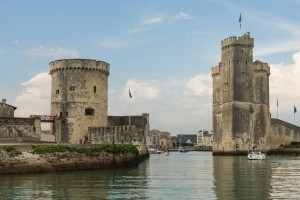 Les agglom�rations de la Rochelle et Annecy pirat�es