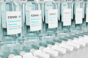 Chez FedEx, capteurs et analytique pilotent la distribution des vaccins anti-Covid-19