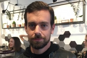 Telex : Jack Dorsey dmissionne de Twitter, 150 M€ de plus pour la fibre dans les RIP, Armis lve 300 M$