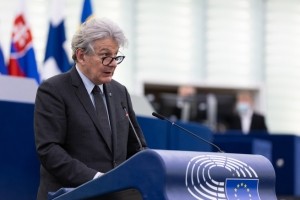 Bruxelles insiste : les Gafam devront payer la bande passante
