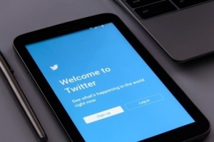 L'Europe vigilante apr�s les derni�res d�cisions de Twitter