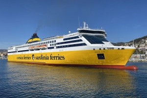 Telex : La Commission europenne critique la loi SREN, Les conditions de Copilot pour Microsoft 365 irritent, Corsica Ferries pirat