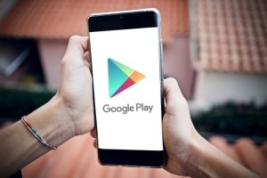 Google somm d'ouvrir son Play Store  la concurrence