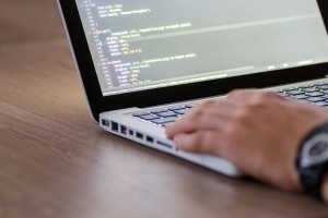 Les ingénieurs juniors en 1ere ligne des professions en tension