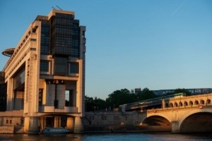 Bercy choisit Alan hébergé sur AWS pour sa complémentaire santé