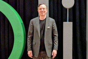 Mike Capone, CEO de Qlik : 