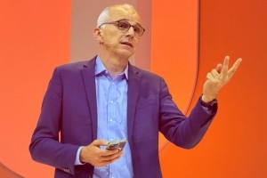 Carrefour scrute ses rayons avec des caméras dopées à l'IA