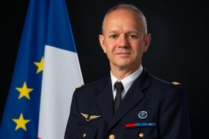 Telex : Emmanuel Naëgelen prend la tête du ComCyber, Meta rachète WaveForms, Le CHR du Gers piraté