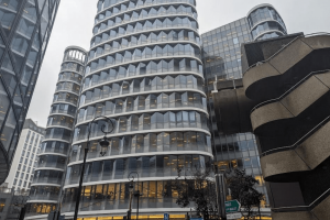 Telex : Microsoft France supprime des postes, Carlyle et Bpifrance investissent dans Ciril Group, Le Campus Cyber se dpeuple