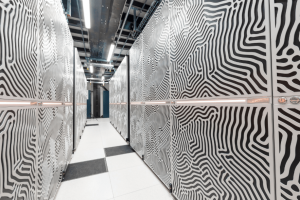 Telex : Le HPC exascale Jupiter inauguré, Onepoint rachète In-IT, OpenAI concurrence Linkedin