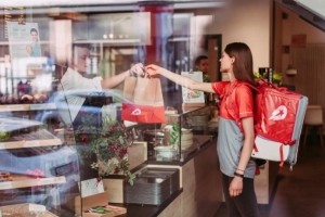 Delivery Hero mise sur la supervision pour baisser ses co�ts