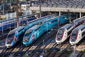 Une application SNCF de recherche de billets de trains dans ChatGPT