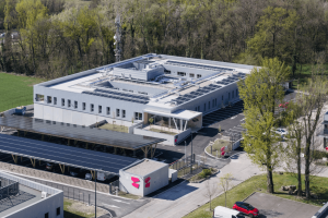 Merck ouvre une usine d'inspection de puces en Is�re