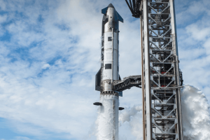 Telex : SpaceX dans le rouge de 41 Md$ avant IPO, GitHub reconna�t une fuite massive de code source, Intuit sabre 17 % de ses effectifs mais jure que l'IA n'y est pour rien,