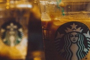 Starbucks abandonne l'IA pour l'inventaire de ses produits